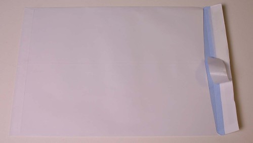 125 C3 324mm x 457mm White Plain Self Seal Envelopes