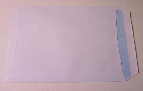 250 C4 229mm x 324mm White Plain Self Seal Envelopes
