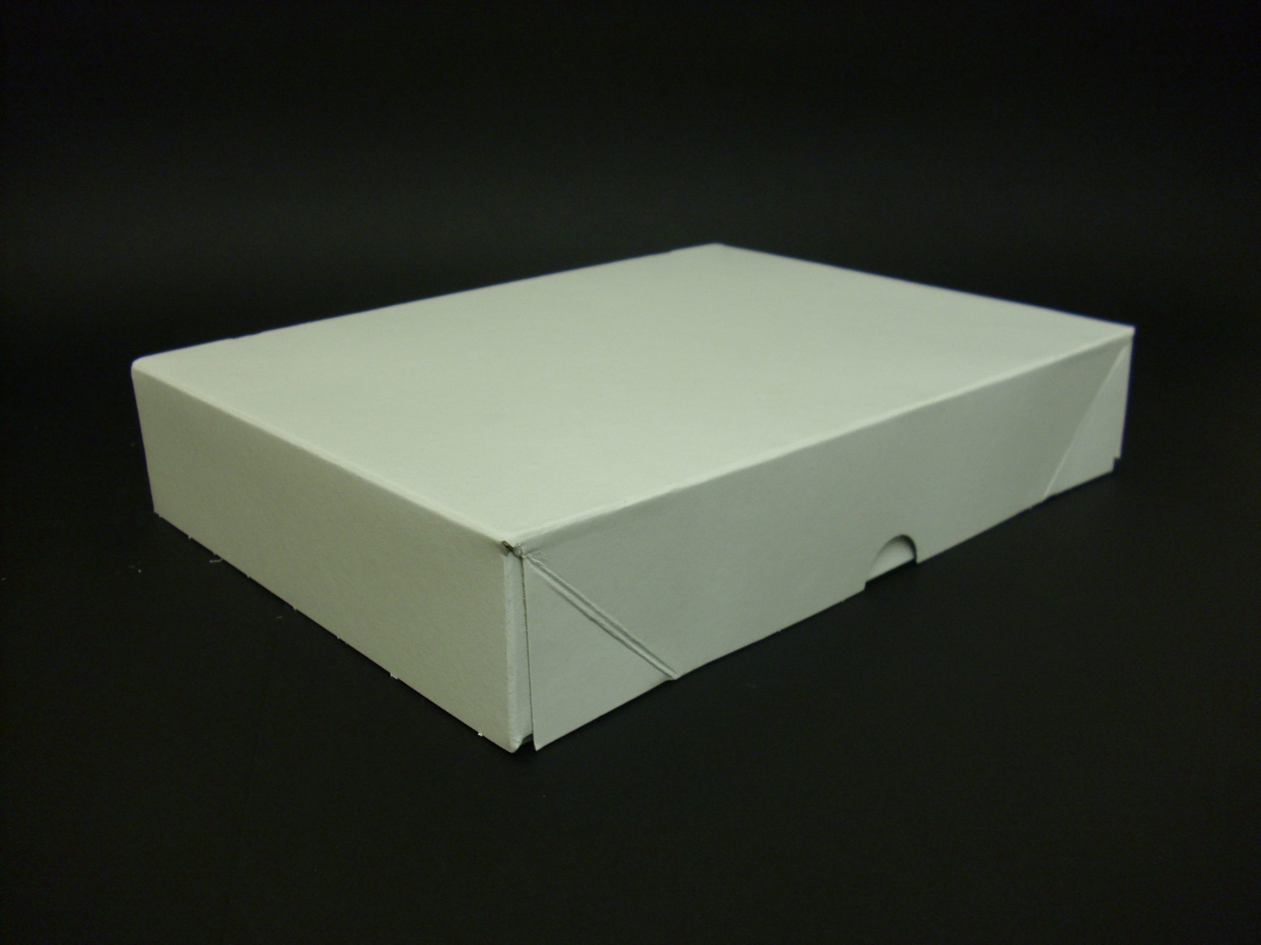 50 A4 White Base & Lid Solid Board Cartons